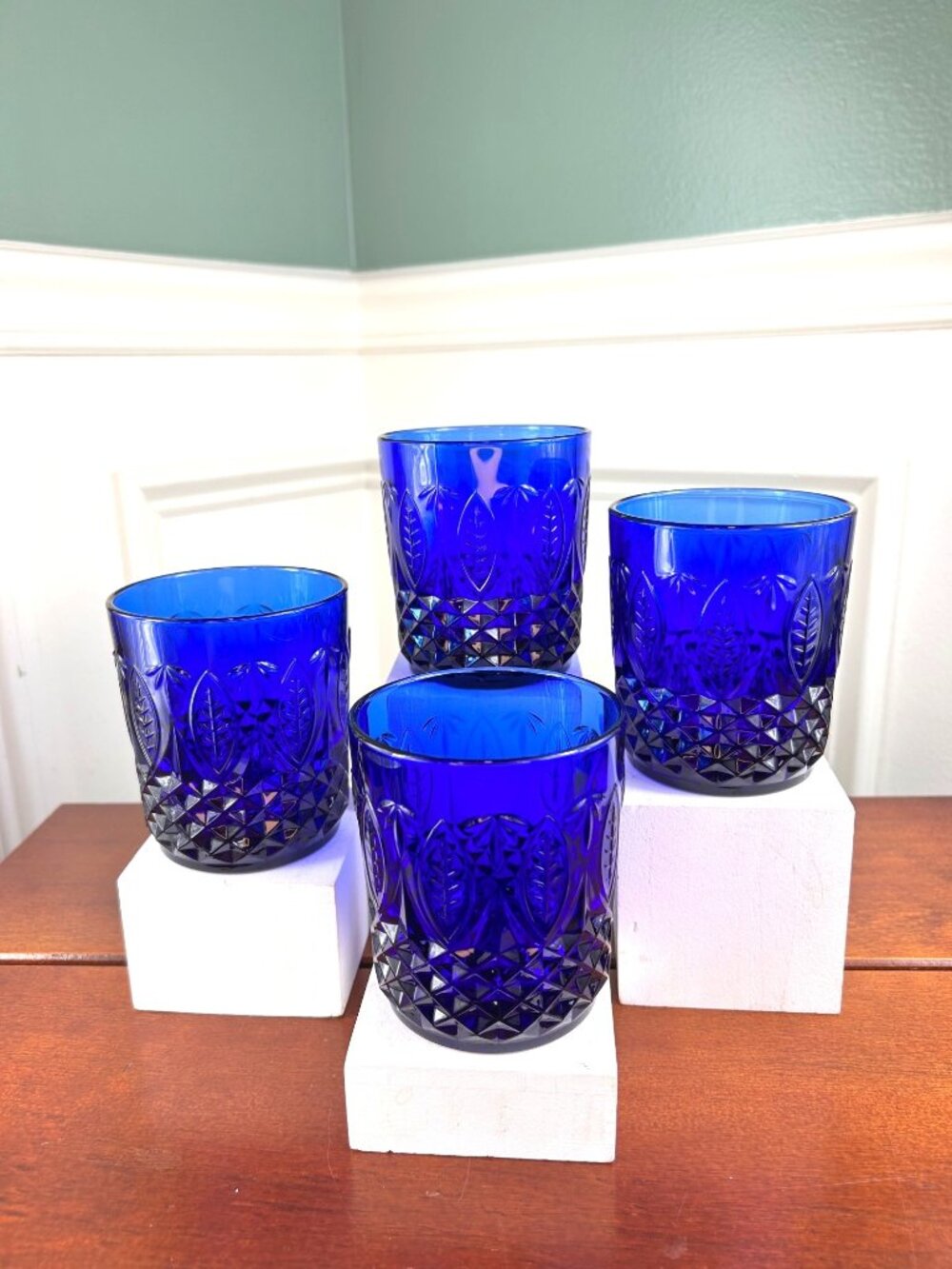 Vintage Avon Royal Sapphire Cobalt Blue Old Fashioned Whiskey Glasses.